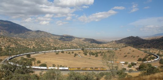 Americké železnice dominují v byznysu, za EU naopak zaostávají v udržitelnosti