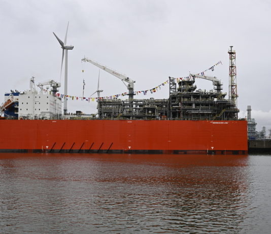 LNG terminál v Eemshavenu odbavil 72 lodí pro ČR, dopravily roční spotřebu