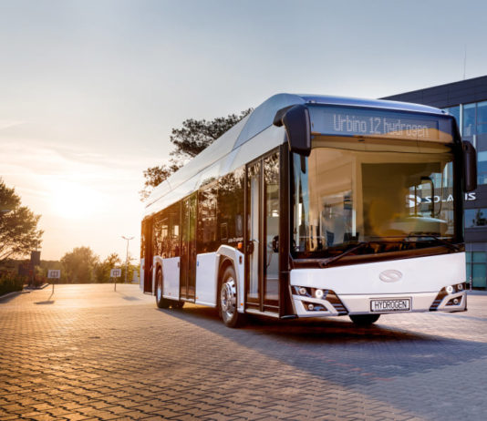 Od prosince 2027 budou v Moravskoslezském kraji jezdit vodíkové autobusy