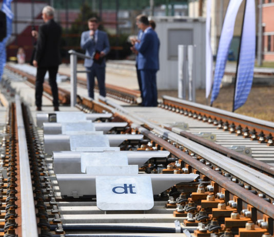 DTVS zahájila neprovozní testy první české vysokorychlostní výhybky