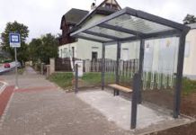 Jablonecká dopravní vymění přístřešky dalších devíti zastávek MHD ve městě