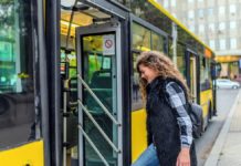 Vozy MHD ve zlínské aglomeraci loni přepravily téměř 32,2 milionu cestujících