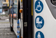 Bednárik: Slevu 75% na jízdném vláda plánuje od ledna 2027