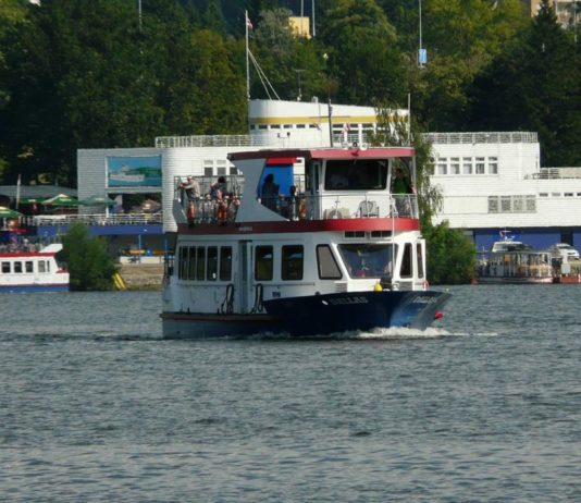 Na Brněnské přehradě v sobotu odstartovala jubilejní 80. plavební sezóna