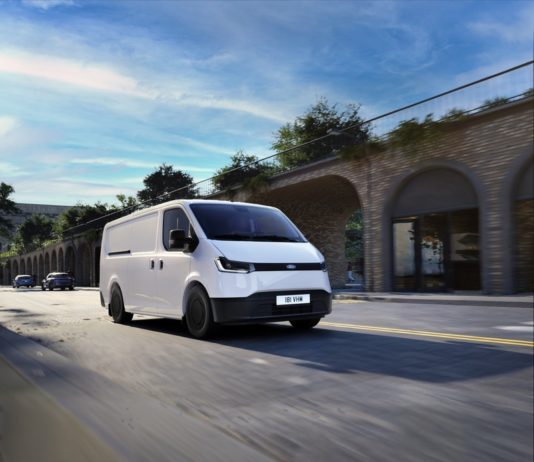 Ford rozšiřuje řadu svých elektrických dodávek