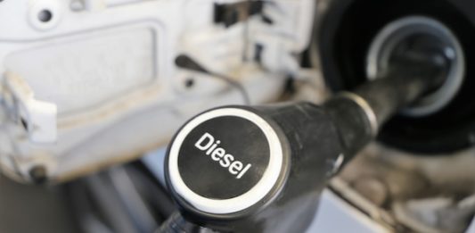 Národní průměr ceny nafty roste devátý týden po sobě, hlásí EIA