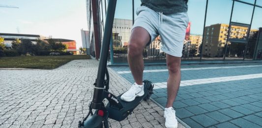 Elektrokoloběžky: nulová tolerance, vysoké riziko – nehod jsou stovky, alkohol u každé čtvrté