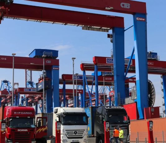 Německé přístavy: Povinné zapojení přepravních společností