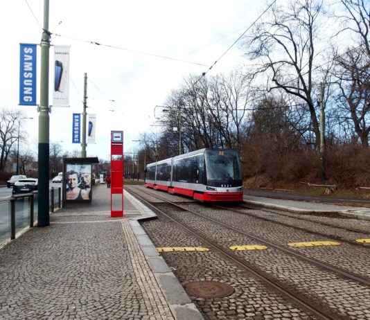 Tramvajová trať u Pražského hradu projde rekonstrukcí