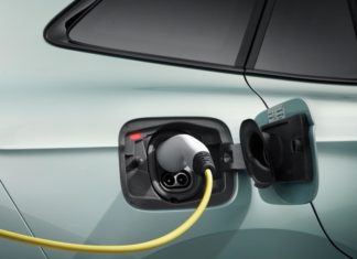 Škoda a Tesla ovládají většinu trhu s elektromobily