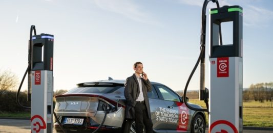 Orlen začíná budovat vlastní síť dobíjecích stanic