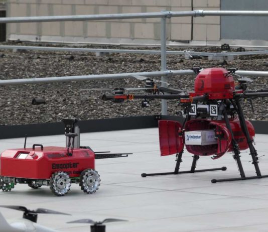 Automatizovaná letecká logistika: Emqopter otevírá droneport v Würzburgu