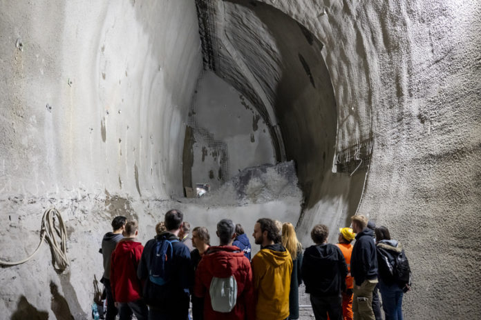 DPP podepsal se sdružením firmy Subterra smlouvu na druhou část metra D