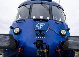 AŽD chystá vlakotramvaj, od května ji chce testovat na železniční trati u Jičína