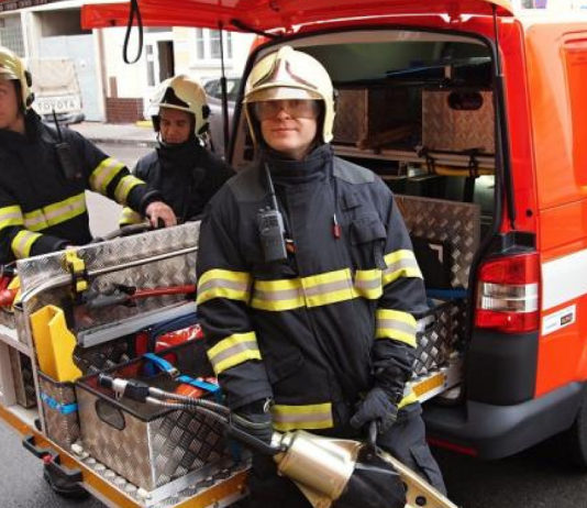 Nová technologie umožní vozům záchranných složek rychlejší průjezd Kladnem