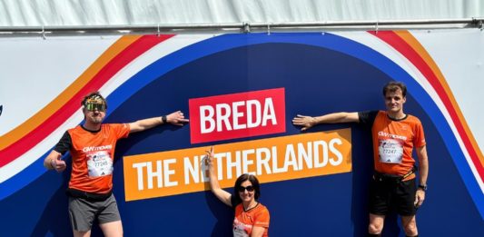 Mezinárodní tým Gebrüder Weiss běžel Wings for Life World Run