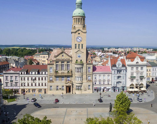 Prostějov investuje 600.000 Kč do renovace 60 autobusových čekáren