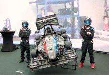 Tým EFORCE Prague Formula představil novou autonomní elektrickou formuli. Oproti loňské je lehčí a zároveň více odolná