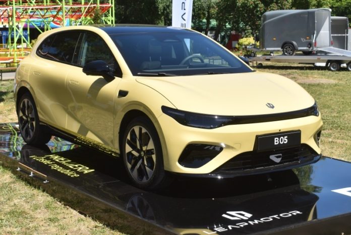 Leapmotor B05 Autonaelektřinu