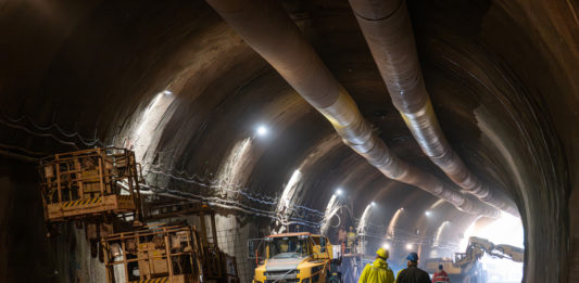 Tunel Opevnění na D11 je ze 75 procent vyrubaný, v létě začne ražba tunelu Poříčí