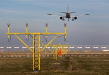 Dohled nad leteckou navigací se posílí, změnu regulace v této oblasti schválila vláda