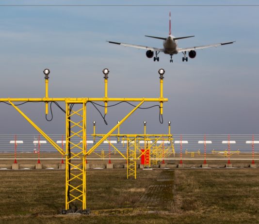 Dohled nad leteckou navigací se posílí, změnu regulace v této oblasti schválila vláda