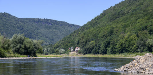 Plavební stupeň Děčín by se mohl začít stavět na podzim 2029, řekl Červený