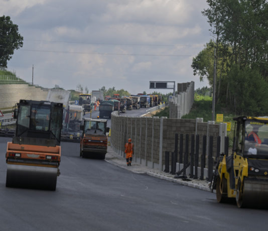 Tříkilometrový úsek D3 u Dolního Dvořiště za 900 mil. Kč se otevře v červenci