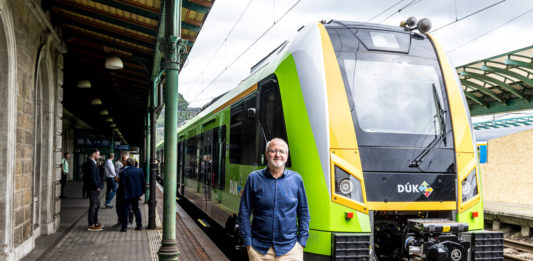 Jančura: RegioJetu se v soutěžích daří, profitují z nich rozpočty i cestující