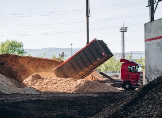 Jeden vlak místo 30 nákladních aut. Biomasa mění logistiku tepláren