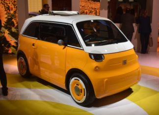 Fiat Multiplina není vlastně auto, ale podle legislativy čtyřkolka