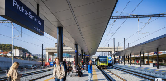 Na smíchovském nádraží v Praze je kvůli modernizaci omezený provoz