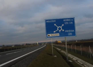 Firma NVB Line dodávající dopravní značení loni navýšila tržby i zisk