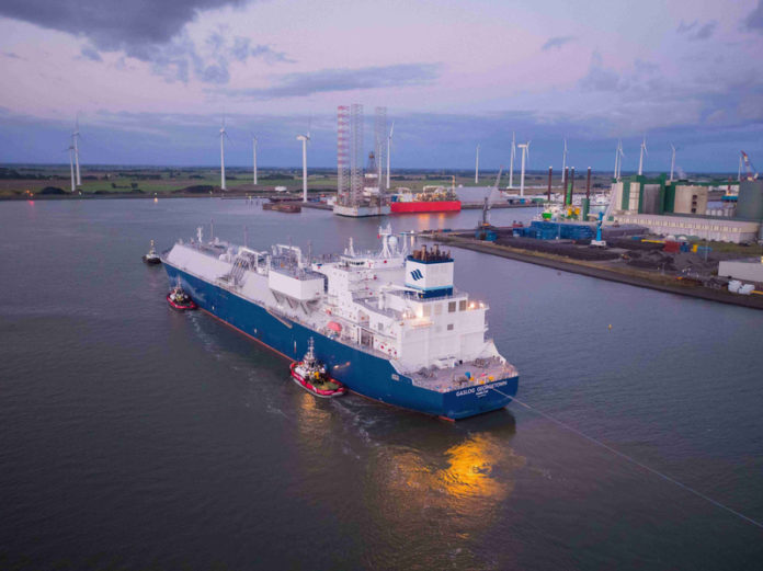 LNG terminál v Eemshavenu odbavil 92 lodí pro ČR, dopravily plyn na 14 měsíců